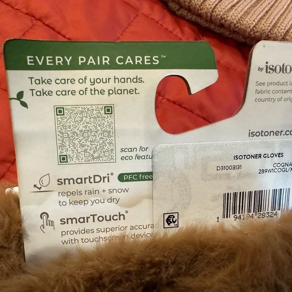 Smart Dri Eco comfort Isotoner gloves L/XL Time and Tru Tan Knit Beanie -New:Set - Picture 7 of 8